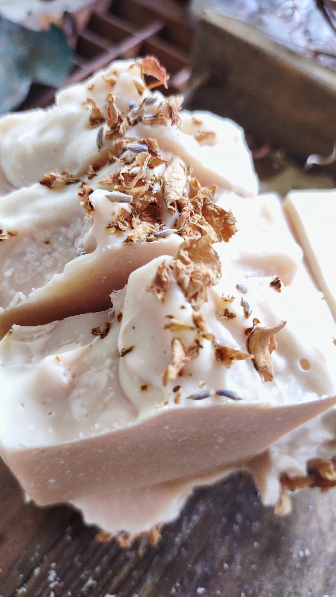 PINK GRAPEFRUIT - Artisan Handcrafted Soap