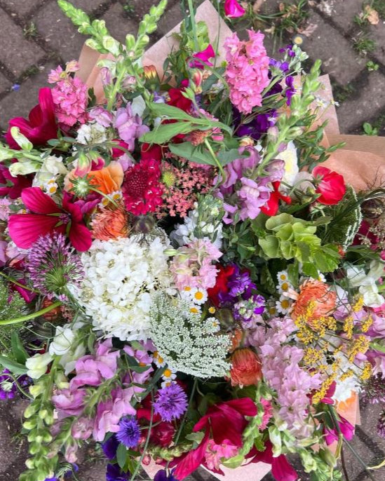 CSA Bi-Weekly Flower Subscription - Large Hand Tied Bouquet